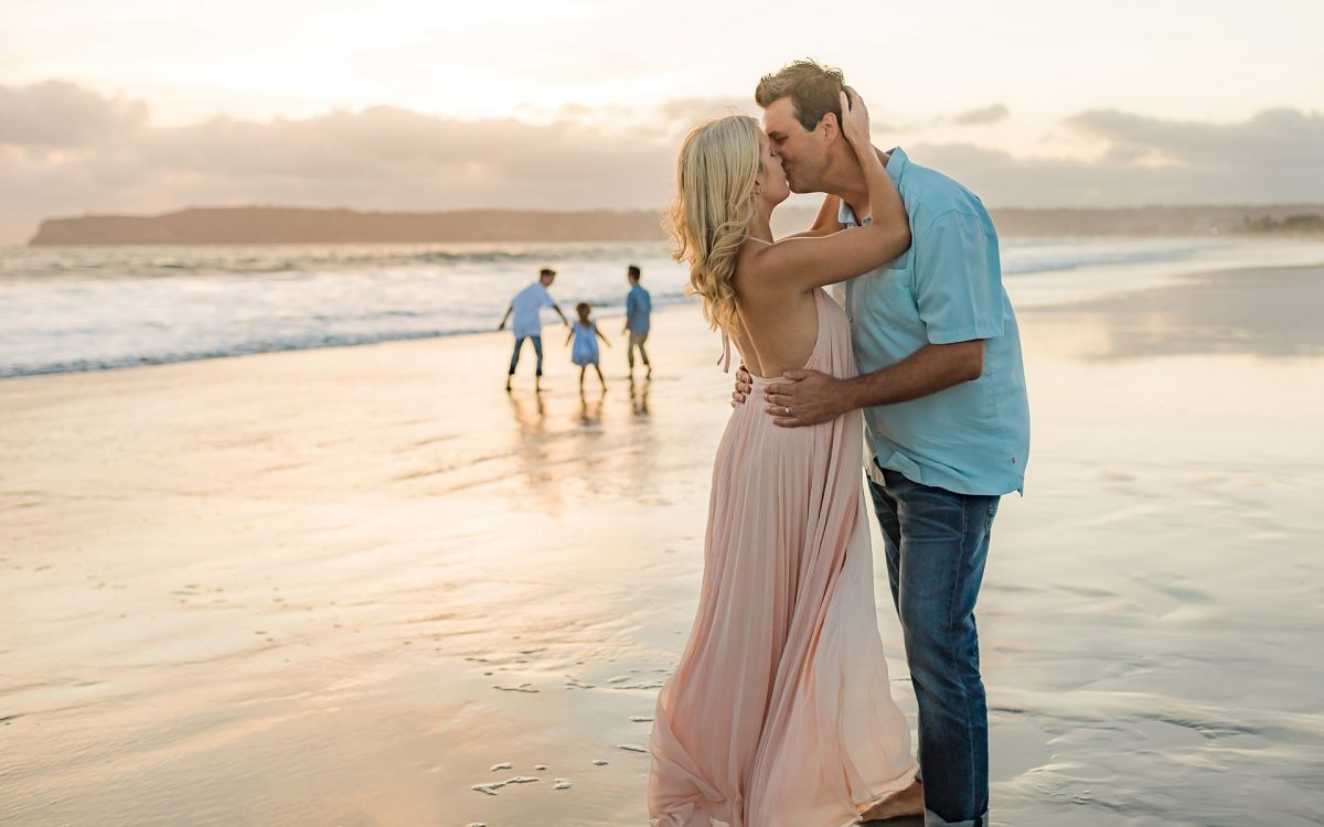San Diego Family Photographer | Family Portraits at Coronado Beach